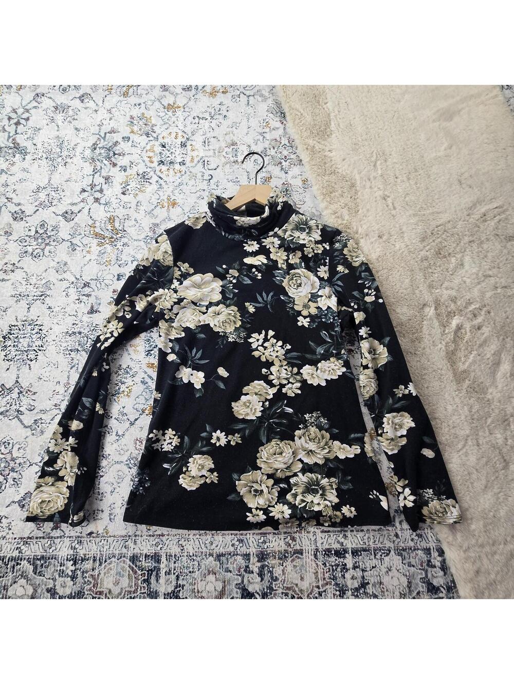 Diana Belle Dark Floral Blouse Top Woman Medium